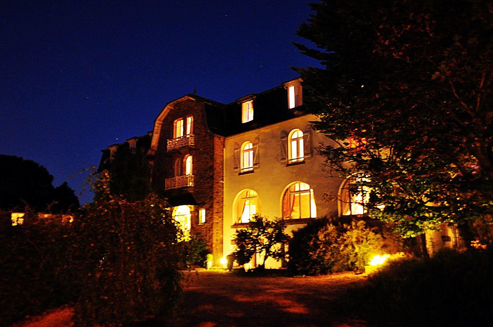 Park Hotel Bellevue Trégastel Exteriör bild